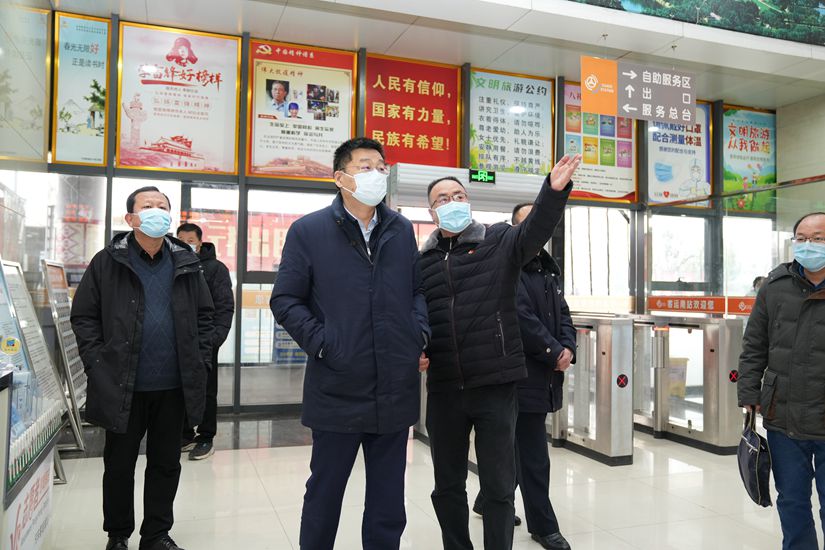 集團(tuán)董事長(zhǎng)賈泉涌赴汽車(chē)客運(yùn)南站調(diào)研安全生產(chǎn)和場(chǎng)站經(jīng)營(yíng)布局調(diào)整工作