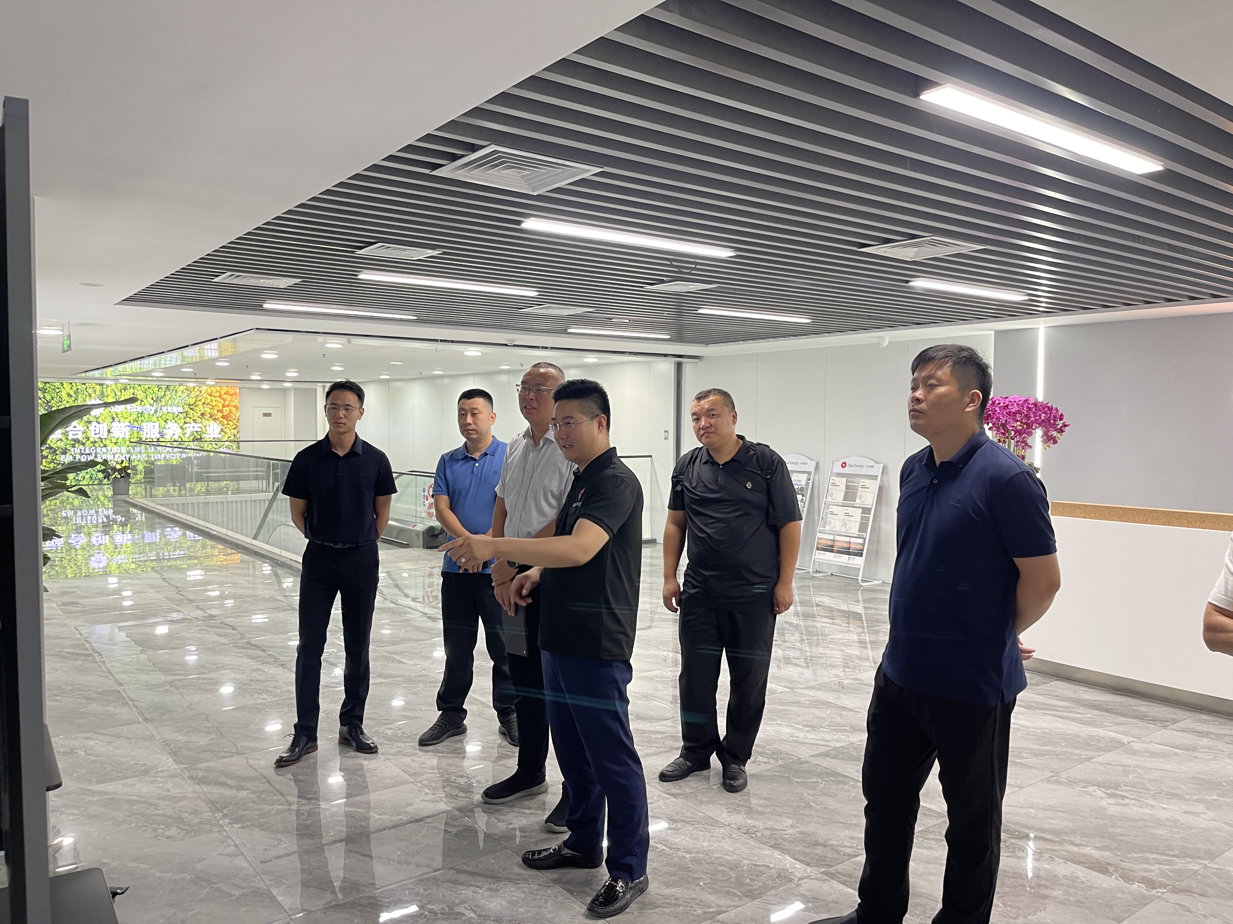 交控能源公司赴鹽城瑞晶太陽能開展對標(biāo)學(xué)習(xí)