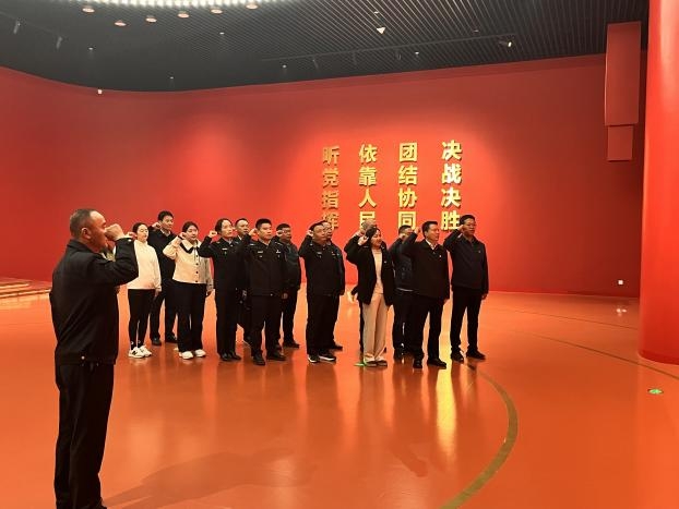 建設(shè)管理公司黨支部與市交通執(zhí)法質(zhì)量大隊(duì)、 徐港集團(tuán)等黨組織開(kāi)展黨建結(jié)對(duì)共建活動(dòng)
